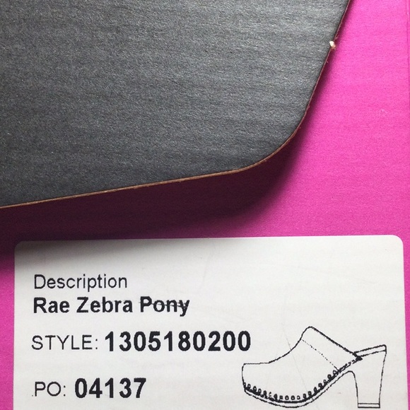 Dansko Rae Zebra Pony/size EU 40 mule heels - Picture 9 of 9